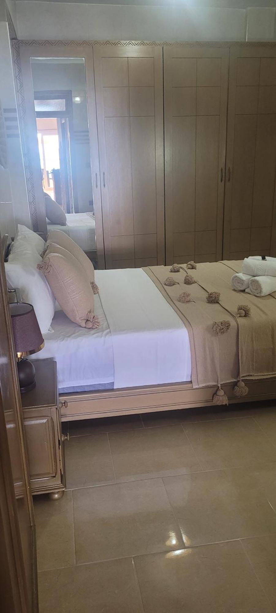 Apartment Surf 4 *